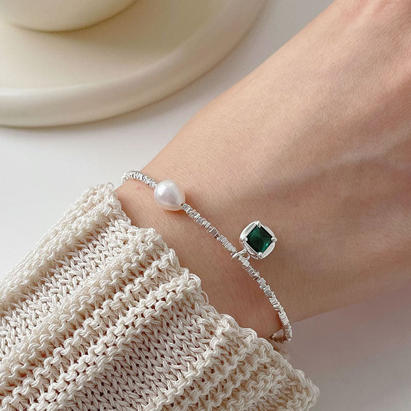 Handcrafted S925 Silver Necklace and Bracelet with Emerald Diamond and Pearl - Elegant Niche Design